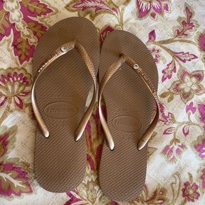 Havaianas Gold Flip Flops Size 7-8 With Crystal Detail